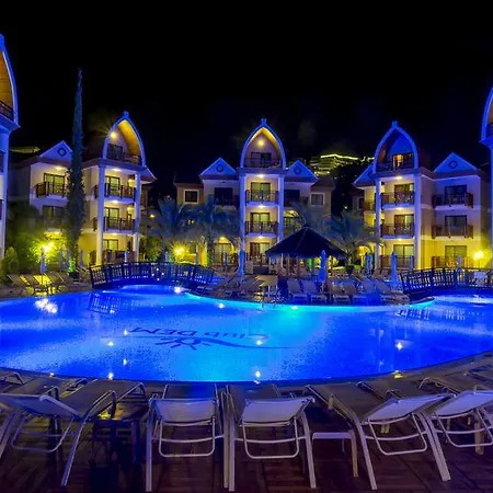 Resort Club Dem & 4*